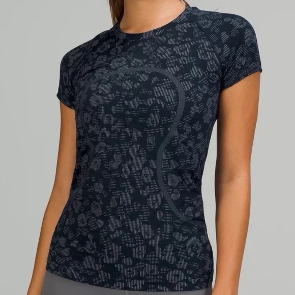 Lululemon Swiftly Tech Short Sleeve Shirt 2.0